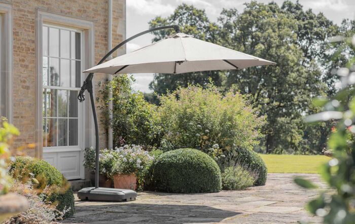 Bramblecrest Gloucester Sand 3 Metre Round Parasol - includes FREE COVER