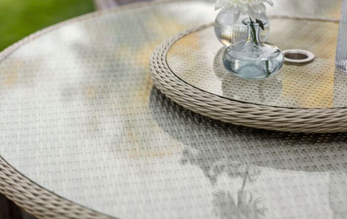 Bramblecrest Chedworth Rattan 6 Seat Round Dining Set with Lazy Susan, Parasol and Base - Sandstone