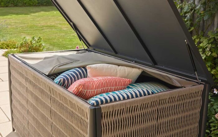 Bramblecrest Mauritius Cushion Storage Box- Large 