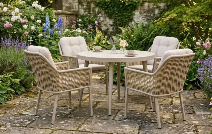JB Furniture Conrad Round 4 Seat Dining Set with Parasol & Base - Latte