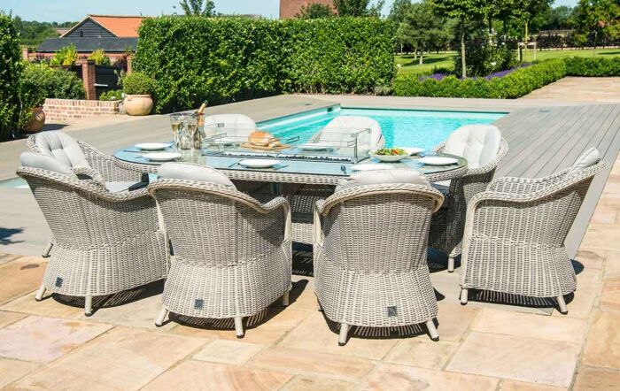 Maze Oxford 8 Seat Oval Firepit Dining Set with Heritage Chairs