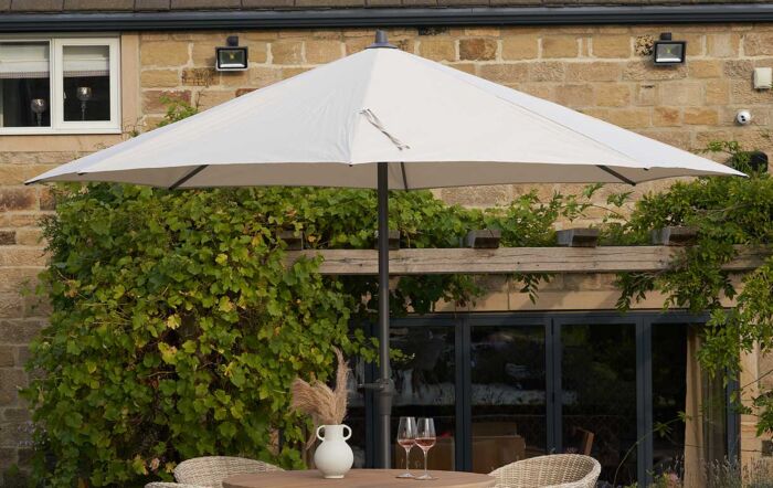 Platinum Riva 3.5m Round Parasol with Base - Champagne 