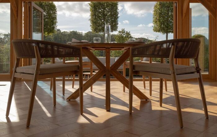 Maze Porto 4 Seat Round Outdoor Garden Dining Set
